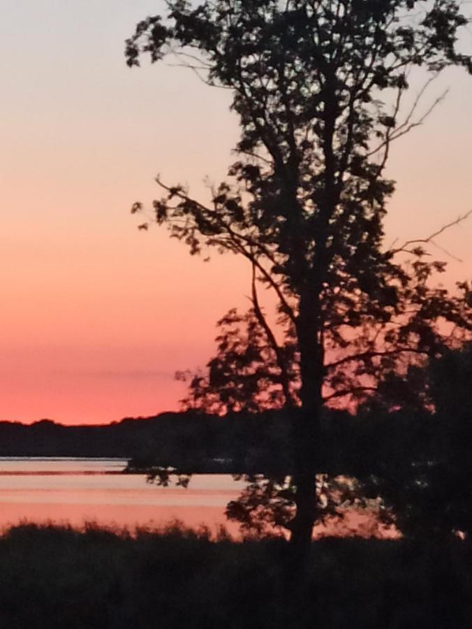 Dom Goscinny Przy Jeziorze Gardna Wielka Exteriér fotografie